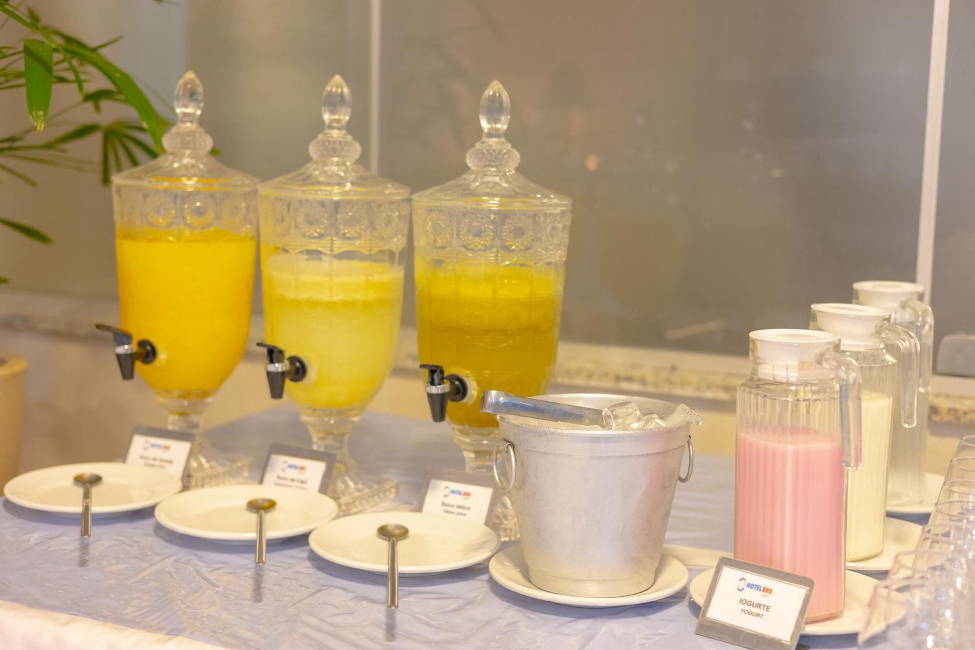 Hotel Bhs リニャレス エクステリア 写真